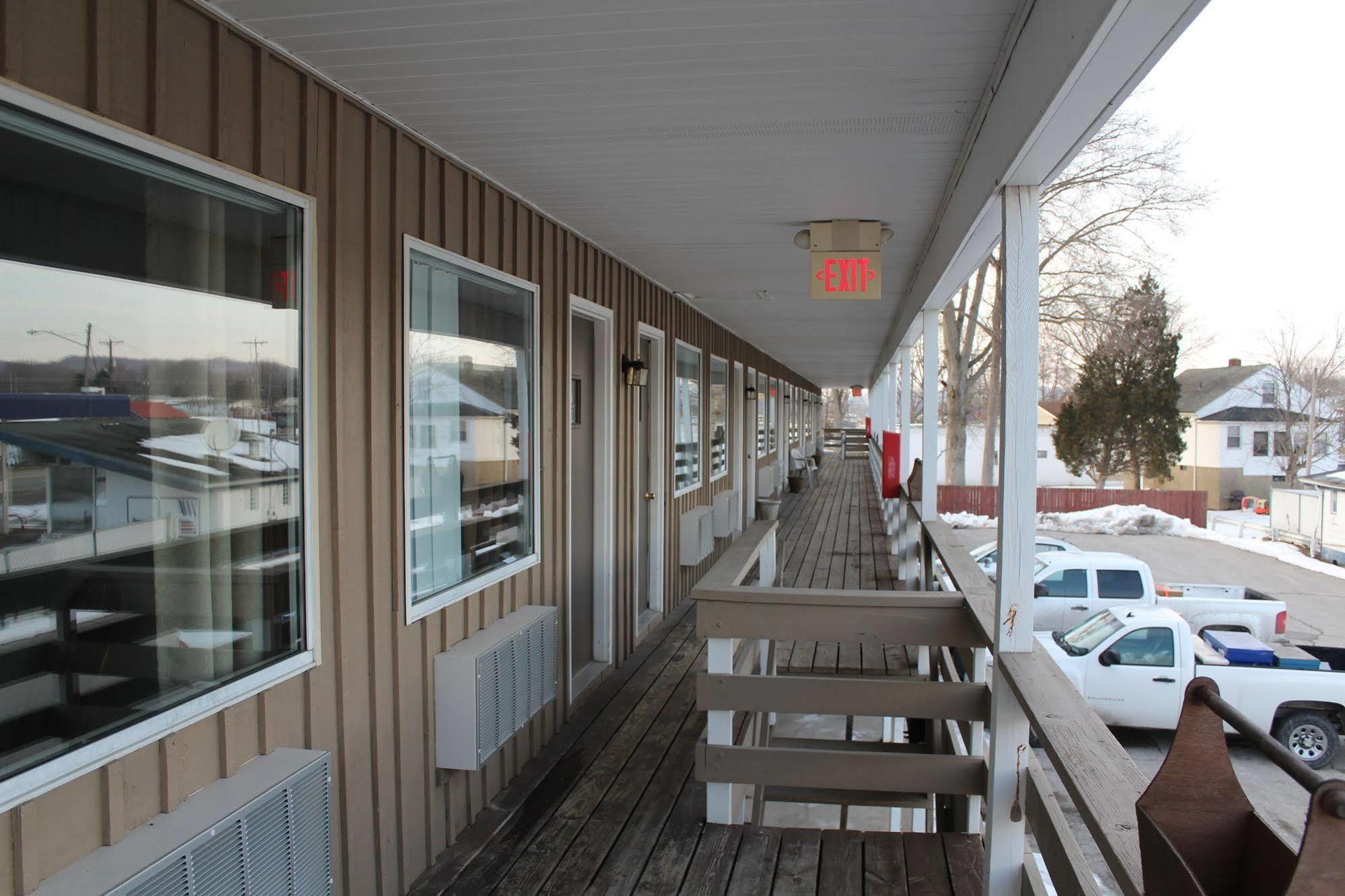 Brown'S Motel Aberdeen エクステリア 写真
